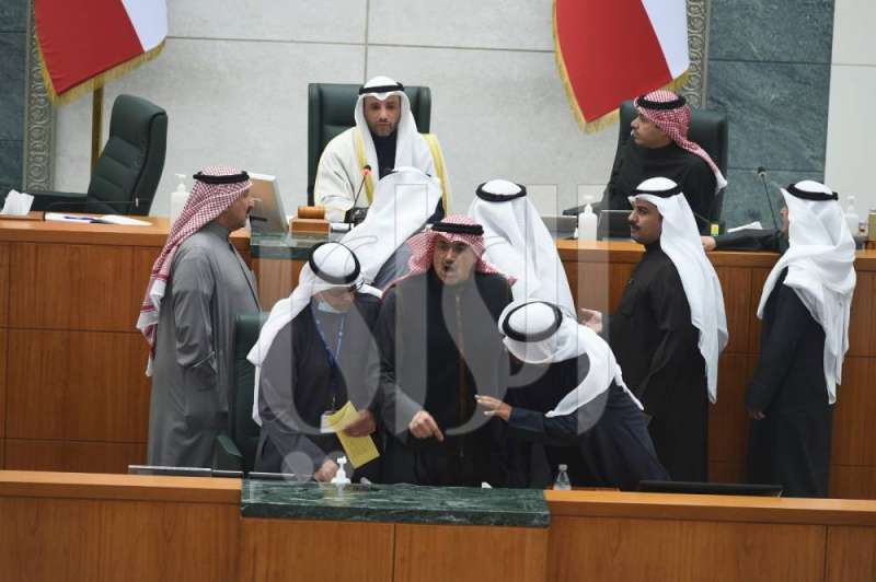 المطير معترضا