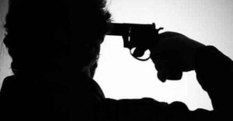 الانتحار بالرصاص