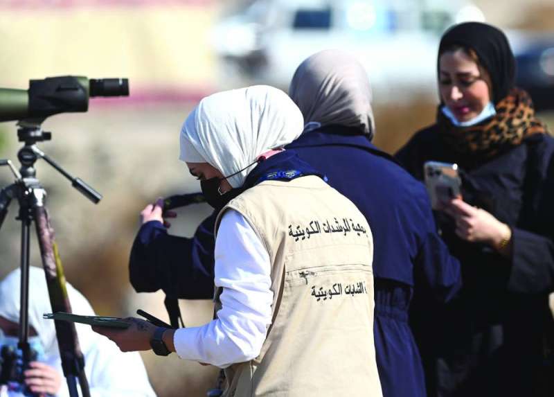 مشاركات في رصد وعد الطيور