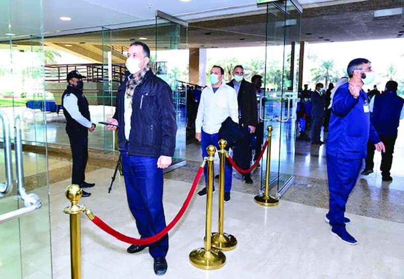 استقبال منتسبي الجامعة لتطعيمهم 