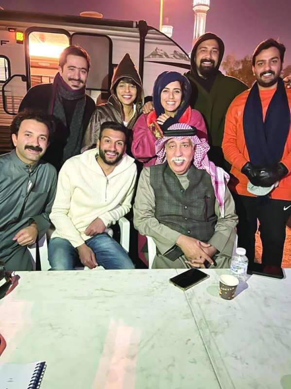 
 بهبهاني مع نجوم «عائلة عبدالحميد حافظ»