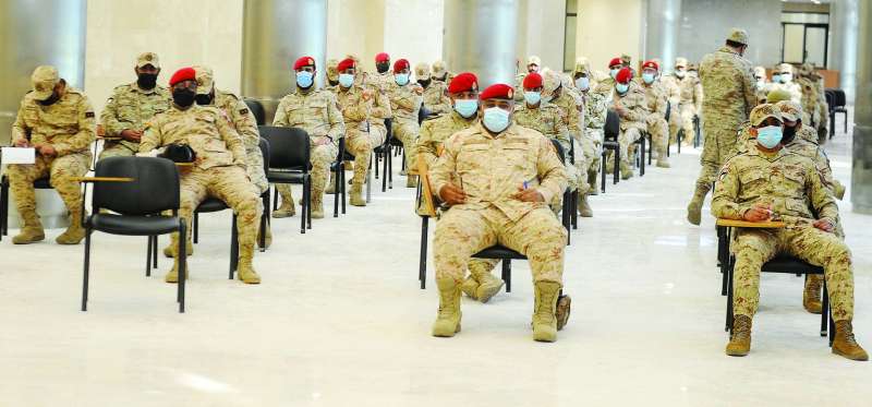 
إقبال كثيف من حماة الوطن على الجود بدمائهم
