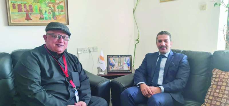 
السفير مافروس والزميل خالد الشرقاوي
