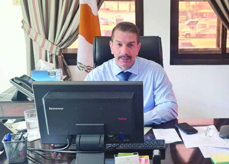 
السفير مايكل مافروس
