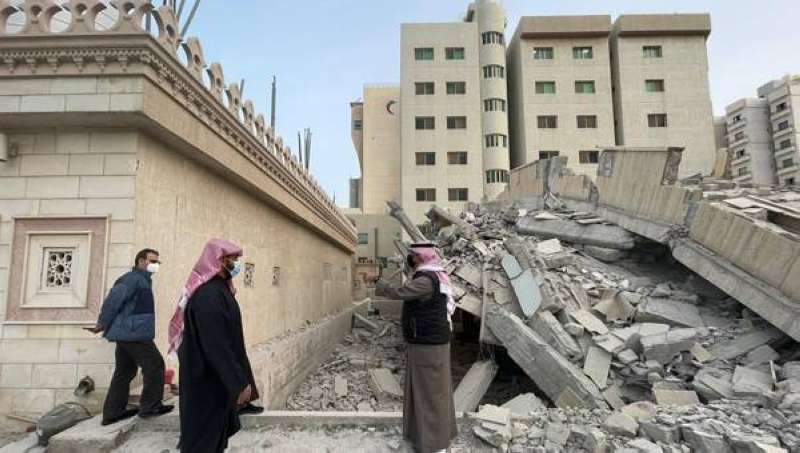 هدام بناية في بنيد القار