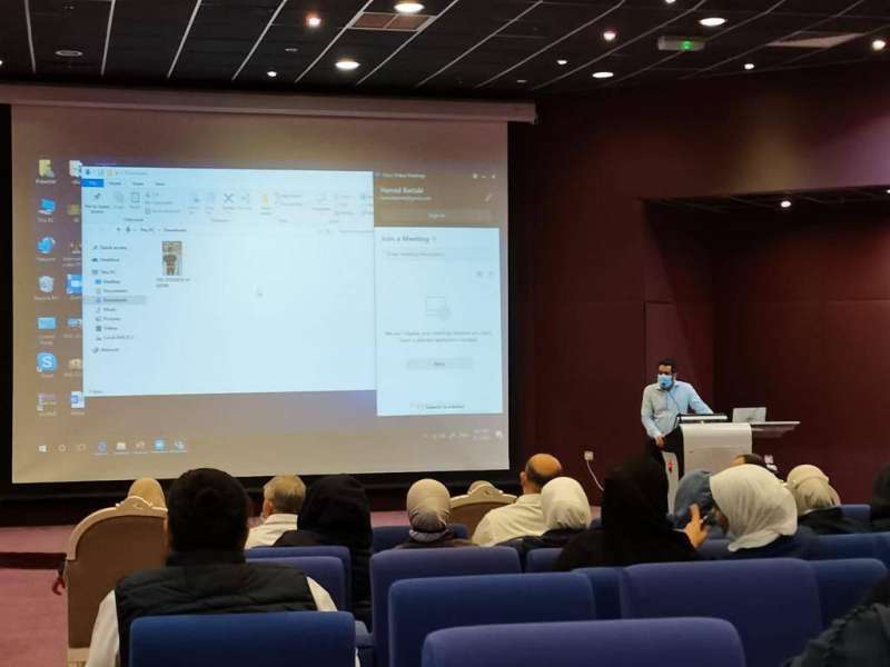 جانب من الورشة 