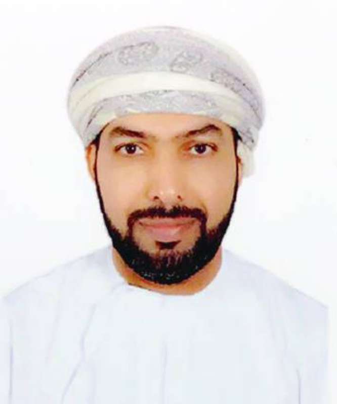 السفير العماني