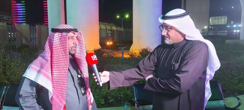 العجمي متحدثاً للزميل ناصر الفرحان