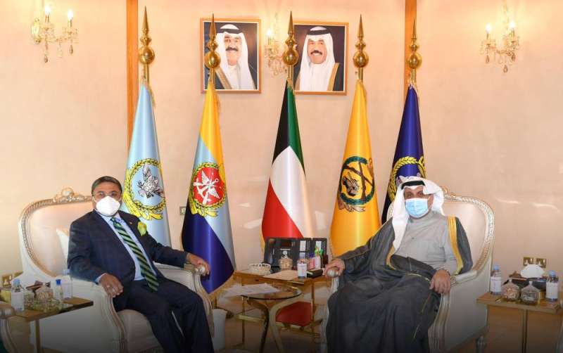  الشيخ حمد جابر العلي خلال استقباله السفير الهندي سيبي جورج