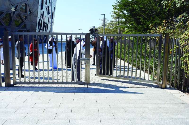 العوضي مُفتتحاً بوابة المسارح الخارجية
