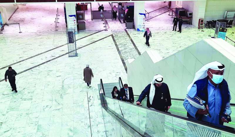 عدد من الوزراء دفعوا باتجاه تطبيق الإحلال في الجهات التابعة لهم
