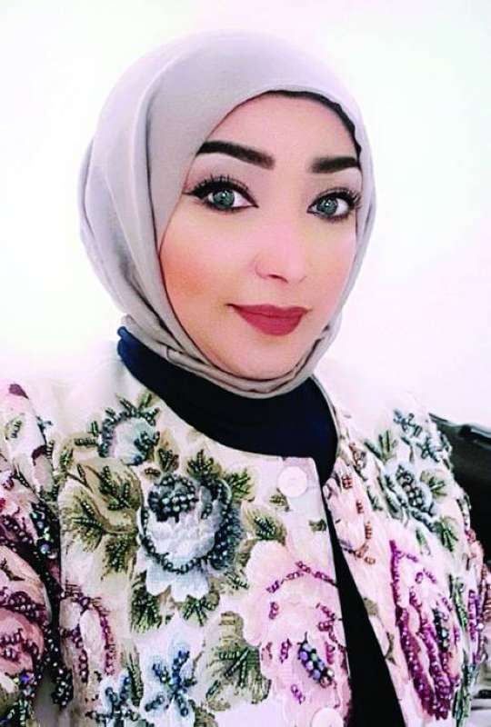 خلود العجيري
