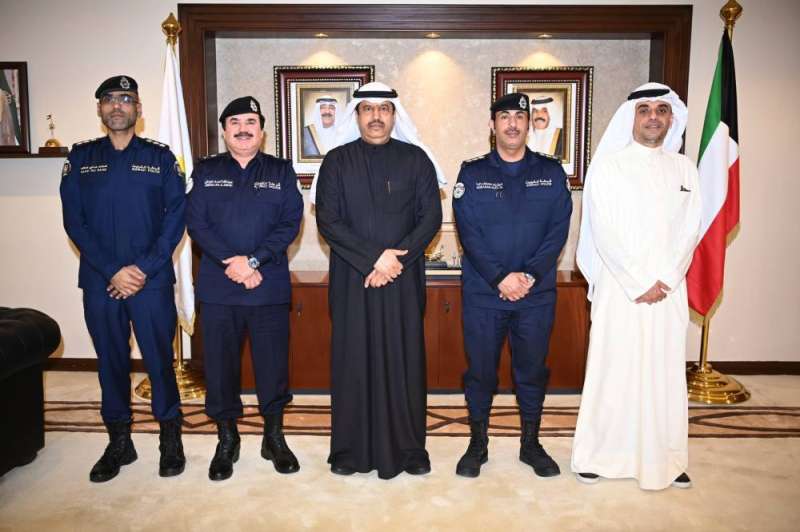 الأصفر خلال استقباله قياديي أمن حولي 