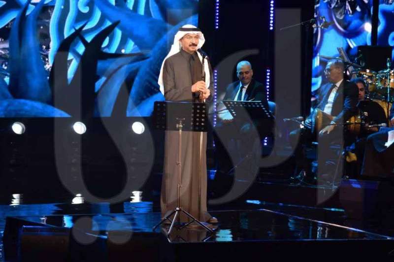 عبادي نثر «دخون» في مركز جابر الثقافي