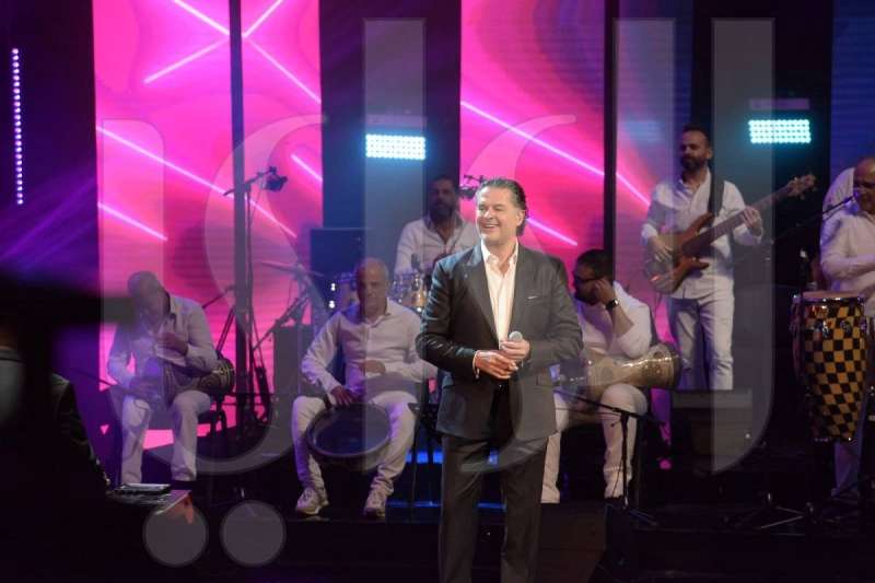 أميمة «رومانسية».. وراغب يغني الحب في «مركز جابر الثقافي»
