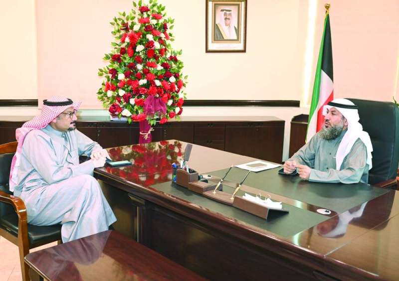 
القصبا متحدثاً للزميل ناصر الفرحان
