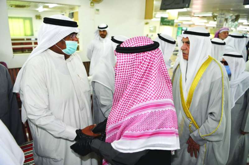 
أحمد السعدون معزياً