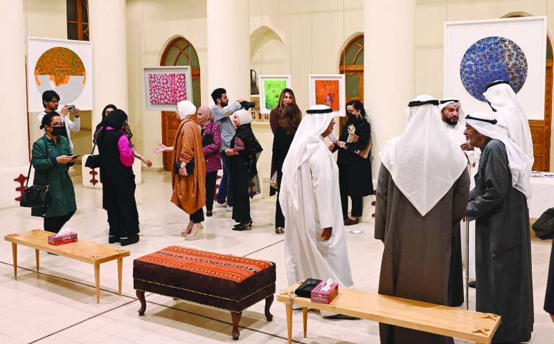 
من أجواء المعرض 	(تصوير نايف العقلة)
