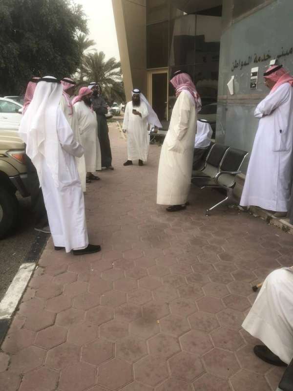 اعتصام المربين بسبب… الشوار 
 