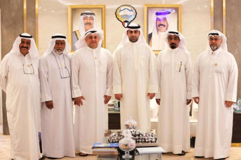  وزير الثقافة والإعلام استقبل وفد الفريق  