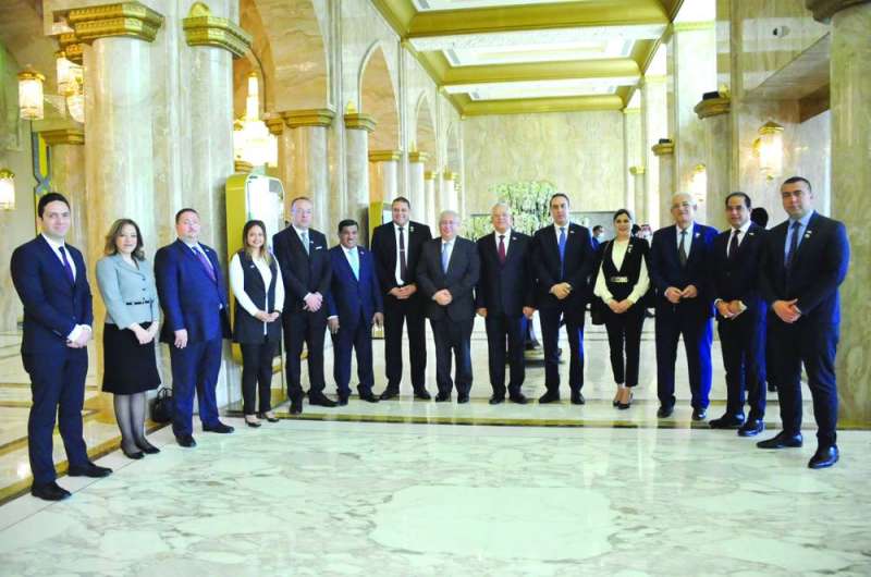 
جبالي متوسطاً السفير المصري وأعضاء السفارة والوفد البرلماني المرافق

