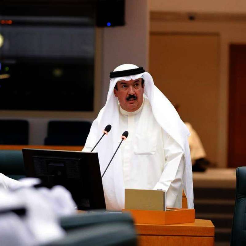 وزير التربية علي المضف