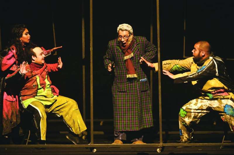 
من العرض المسرحي 	(تصوير أسعد عبدالله)
