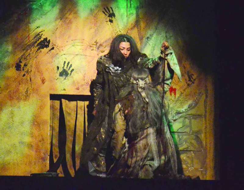 هيا السعيد وغدير حسن في أحد المشاهد