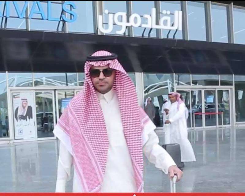 الإعلامي السعودي علي العلياني
