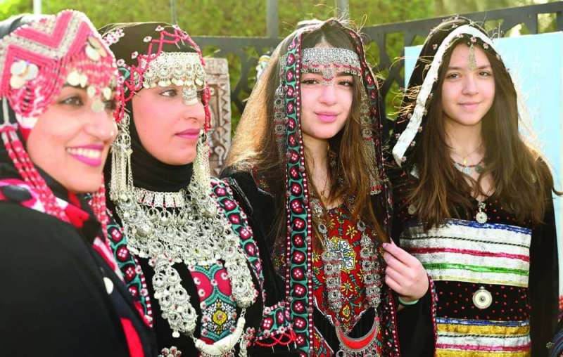 
أزياء تراثية