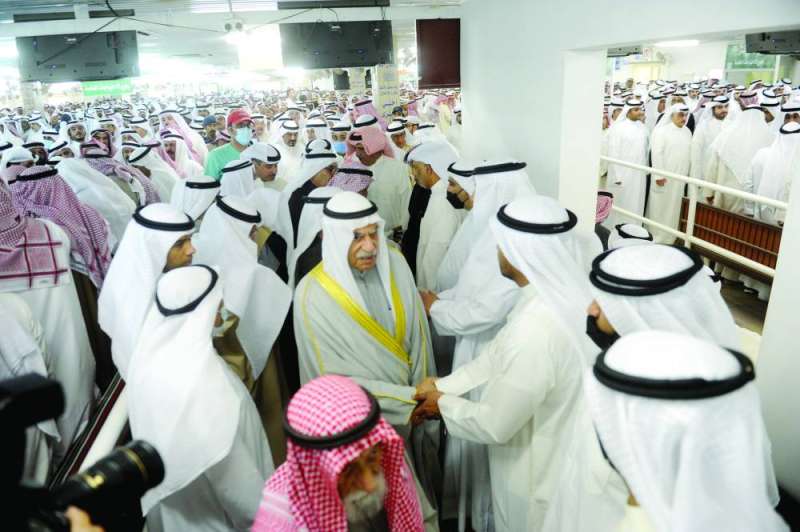 
السعدون يعزي
