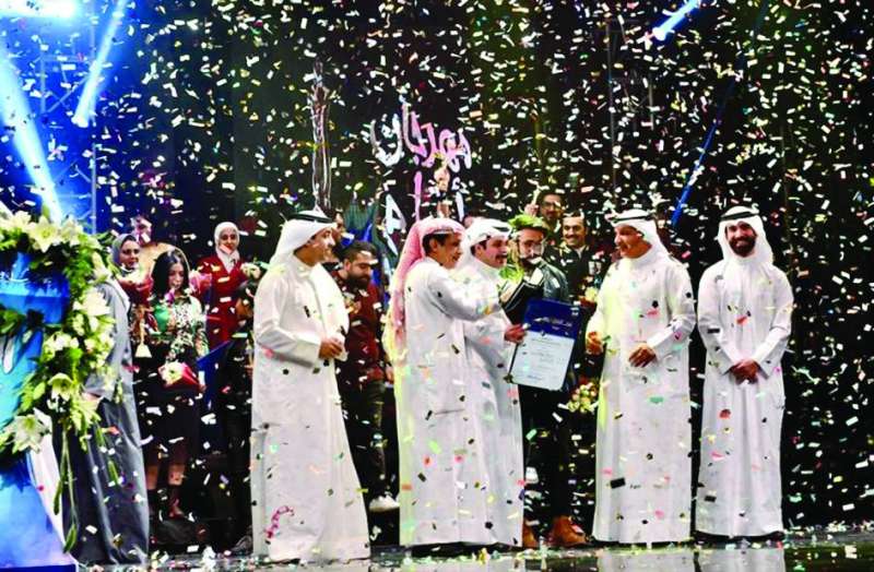 
فرحة الفوز لفرقة الخليج العربي
