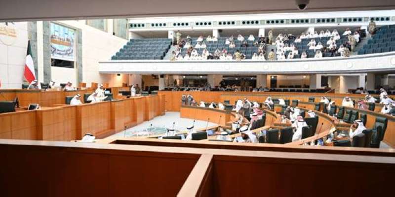 من جلسة سابقة لمجلس الأمة