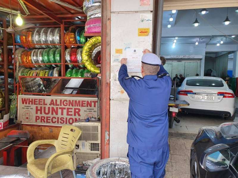 «الإطفاء» تنذر 11 منشأة مخالفة لشروط السلامة والوقاية 
