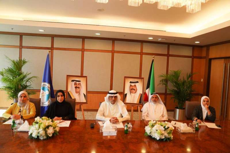 مشاركة هيئة القصر في الاجتماع 