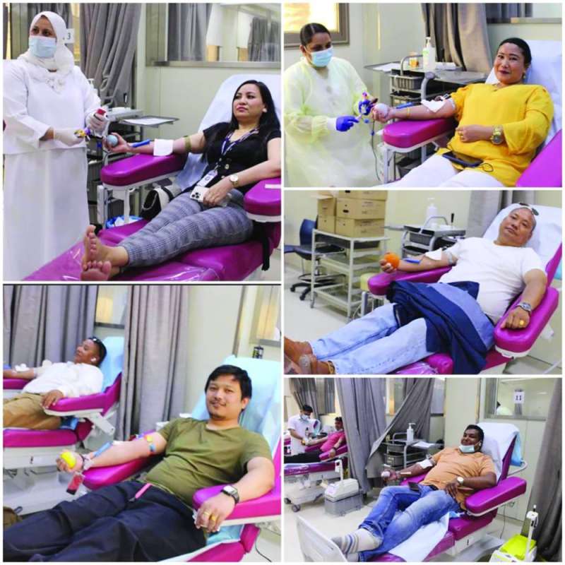 لقطات مجمعة لأبناء الجالية النيبالية المتبرعين بالدم