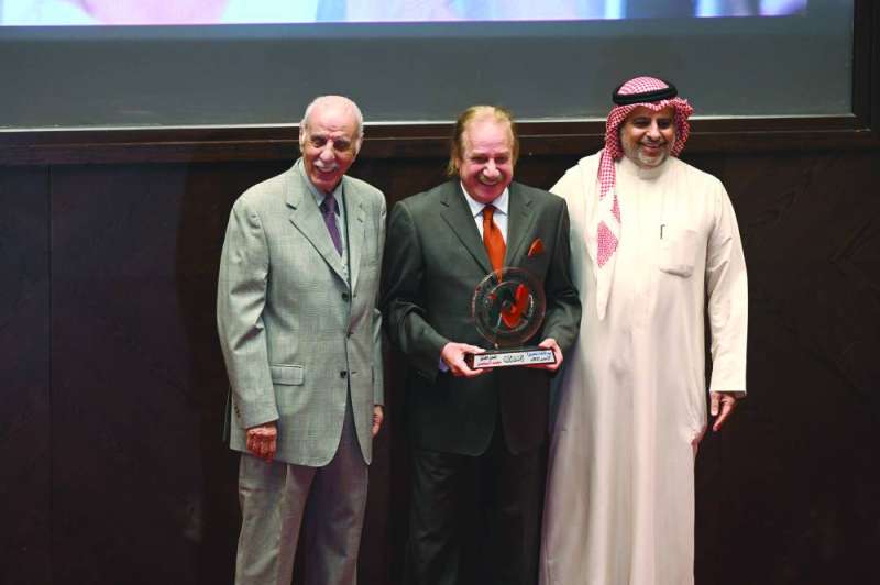 
تكريم محمد المنصور