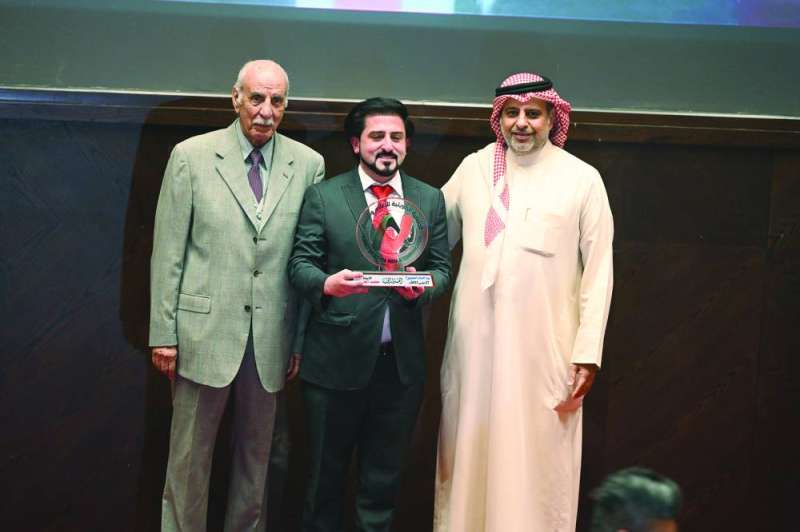 
تكريم مدير تحرير «الأنباء» الزميل محمد الحسيني