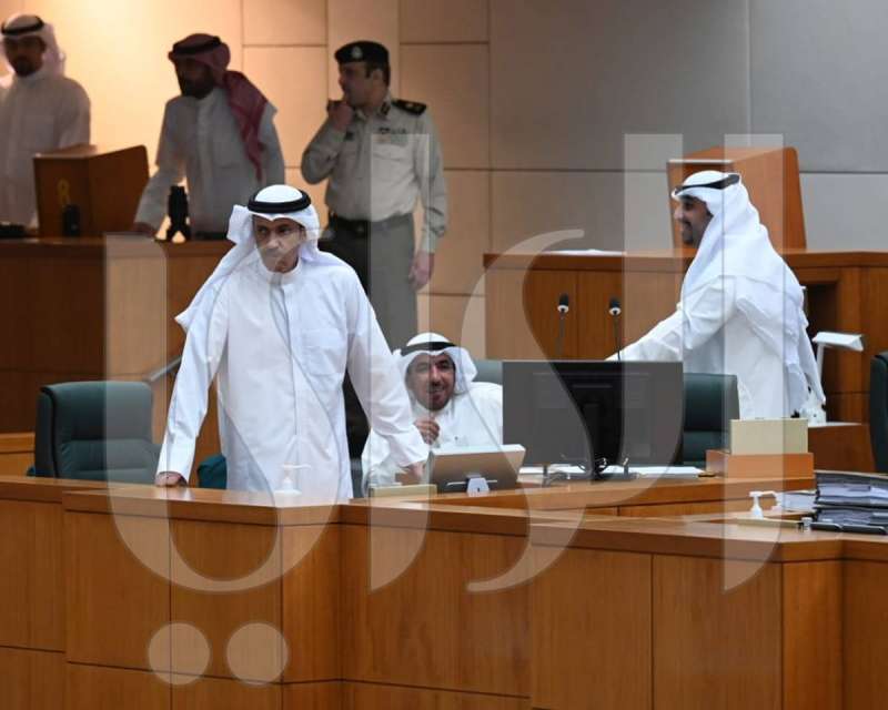 النواب المستجوبون