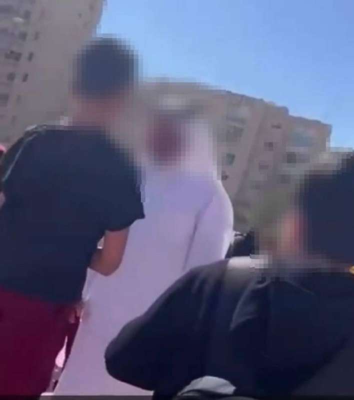 «الداخلية»: نحقق في واقعة اعتداء «ولي أمر» على طفل 