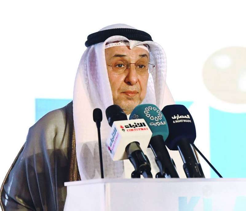 
بن ناجي ملقياً كلمته
