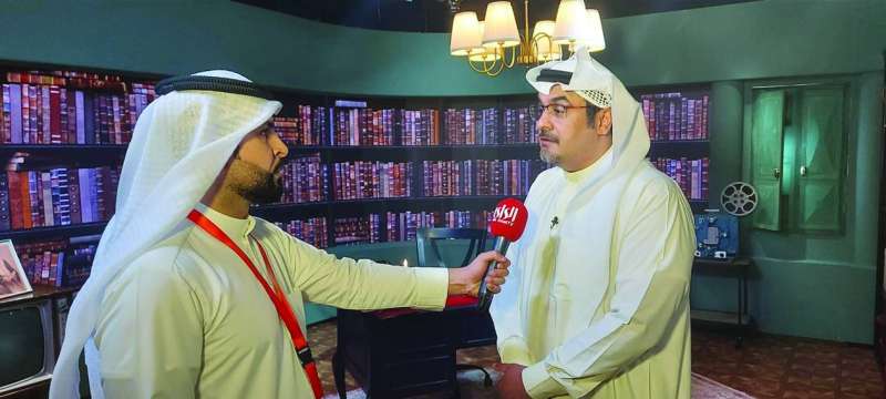 
العبدالجليل متحدثاً للزميل فيصل التركي
