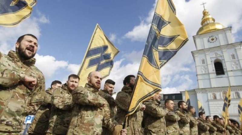 جنود من «كتيبة أزوف»