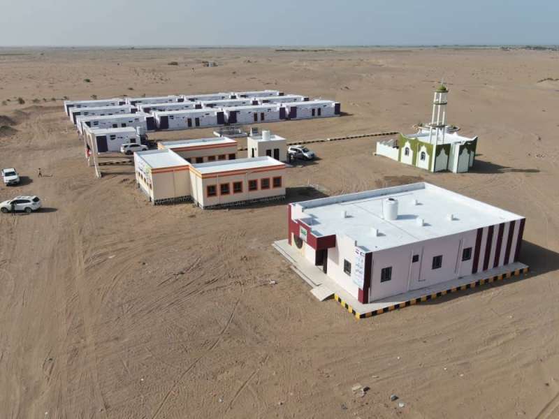 (الهيئة الخيرية) الكويتية تفتتح قرية سكنية للنازحين غربي اليمن	