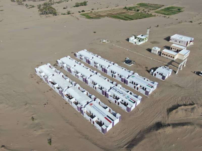 (الهيئة الخيرية) الكويتية تفتتح قرية سكنية للنازحين غربي اليمن	