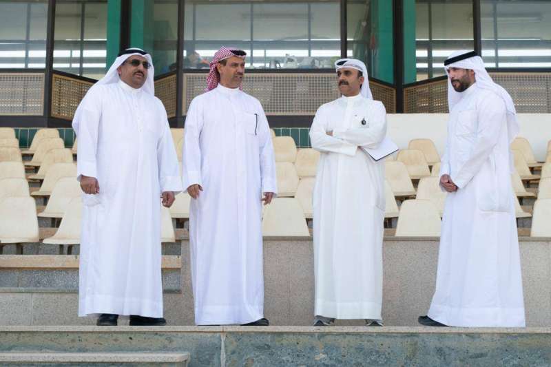 فليطح والعنزي تفقدا ملعب استاد الشويخ الجامعي 