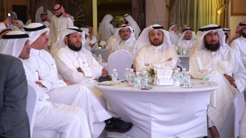 النائب فايز الجمهور والوزير السابق مشعان العتيبي في حفل الجمعية 
 