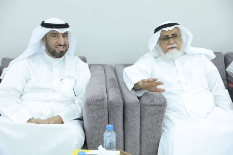 الخرافي والعجمي