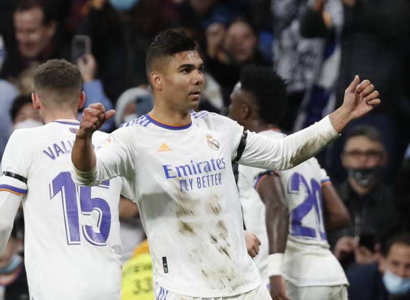  ريال مدريد يقترب من لقب الدوري الإسباني