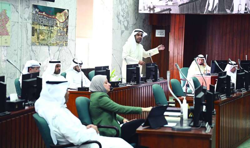 
جانب من الجلسة
